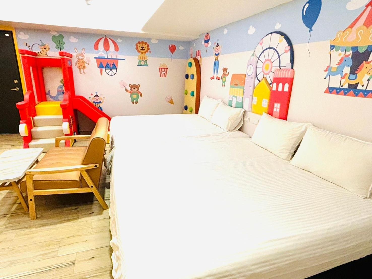 Have Fun Hotel Luodong Eksteriør billede